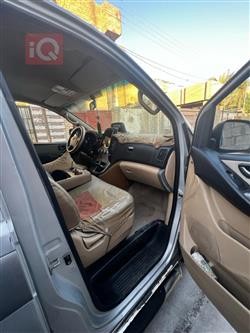 Hyundai H-1